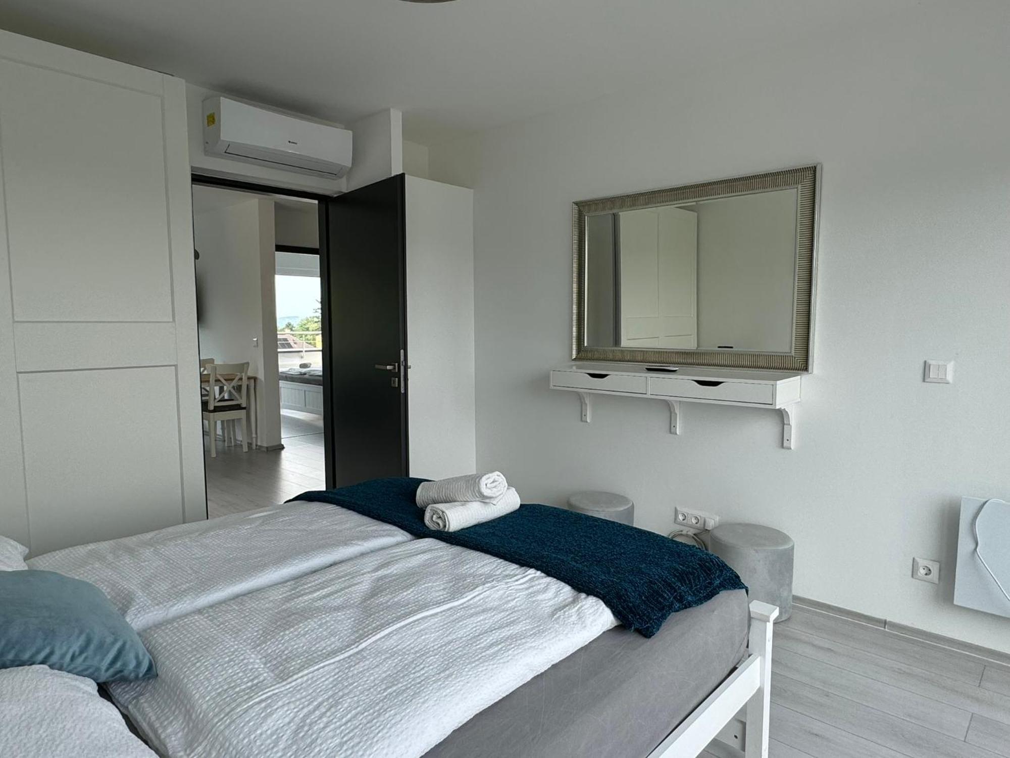 Pauzo Balaton Aparthotel Balatonföldvár Buitenkant foto